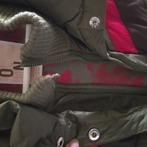 Vest - Picture 3 of 7